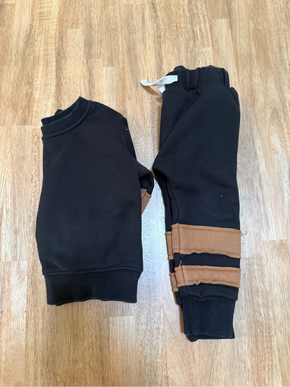 Kids Black Sweatshirt & Joggers Set with Brown Stripe Accents